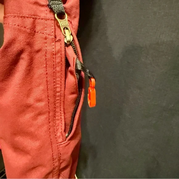 686 Parklan Anorak snowboarding jacket - Picture 9 of 13